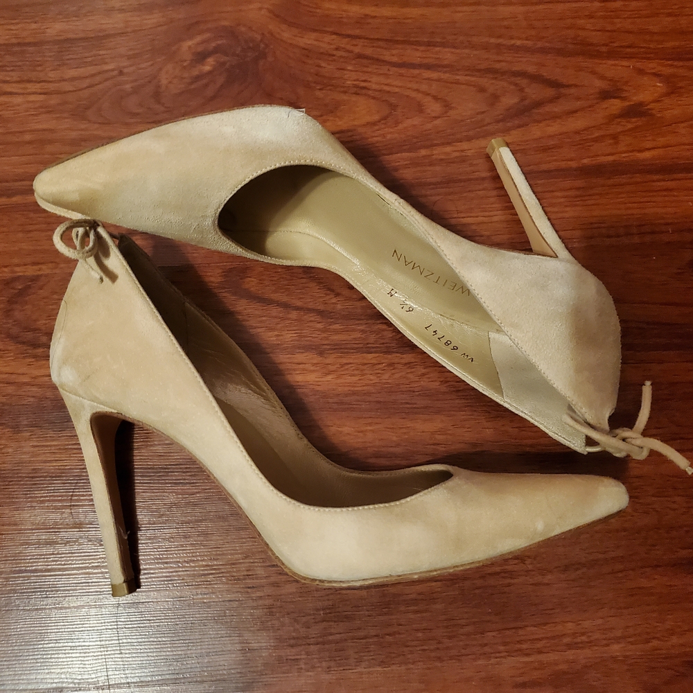 Stuart Weitzman Tan Heels - Picture 4 of 5